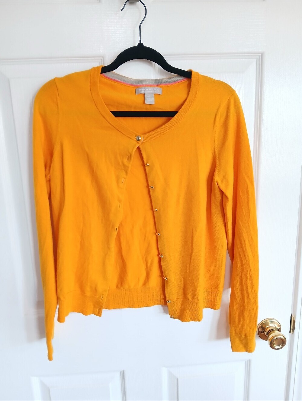 Banana Republic Mustard Crewneck Sweater Extra Fine Merino Wool Preppy Academia